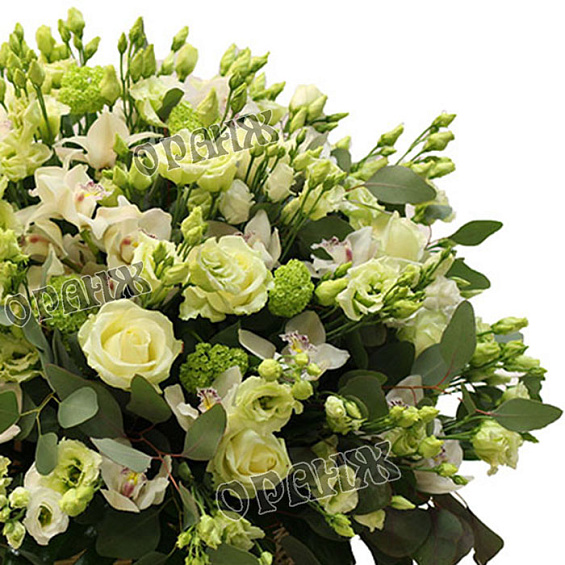 Корзина из роз, лизиантуса и орхидей — фото 2