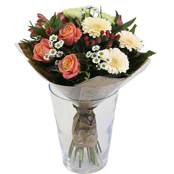 Букет из мини гербер, гвоздик, роз и хризантемы Сантини — фото 1