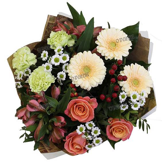 Букет из мини гербер, гвоздик, роз и хризантемы Сантини — фото 2