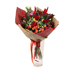 Букет осенний из роз, лизиантуса и альстромерии