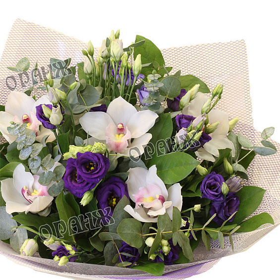 Букет из орхидей и лизиантуса — фото 2
